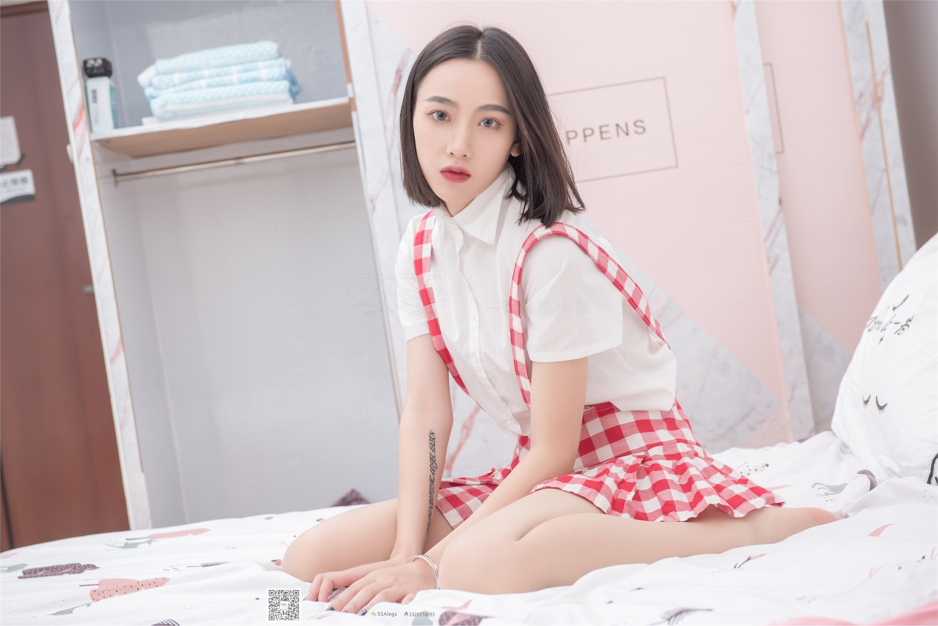 SSA丝社 NO.033 大大 红白格子齐臀超短裙肉丝